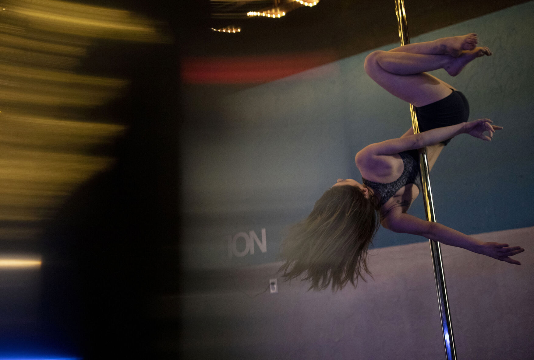 022121-life-pole 02